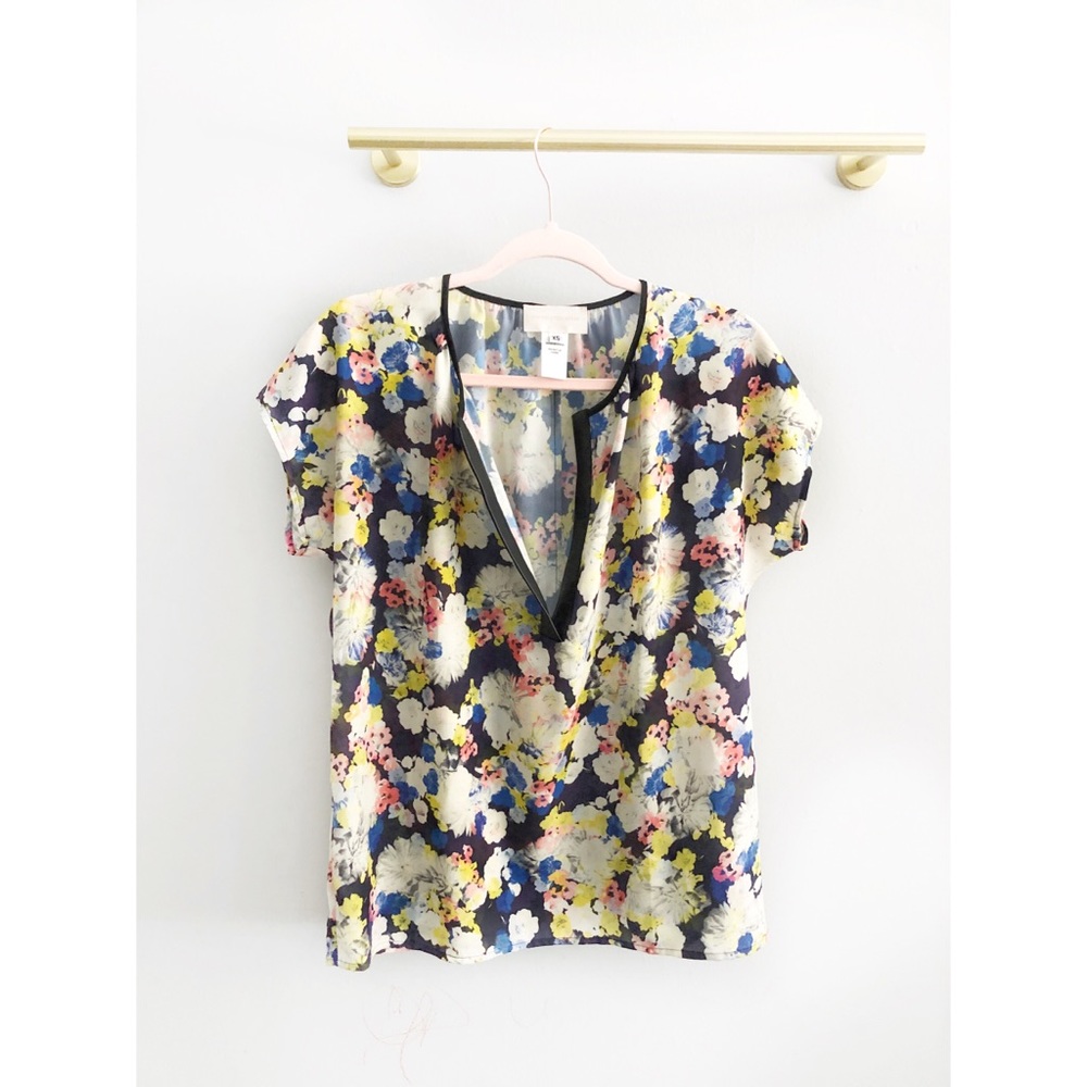 Corey Lynn Calter | Blue Floral Short Sleeve Top